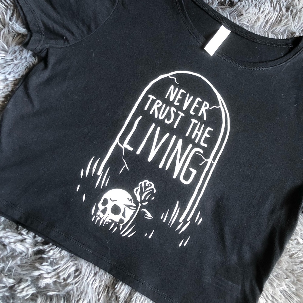 Black Craft Cult Crop top